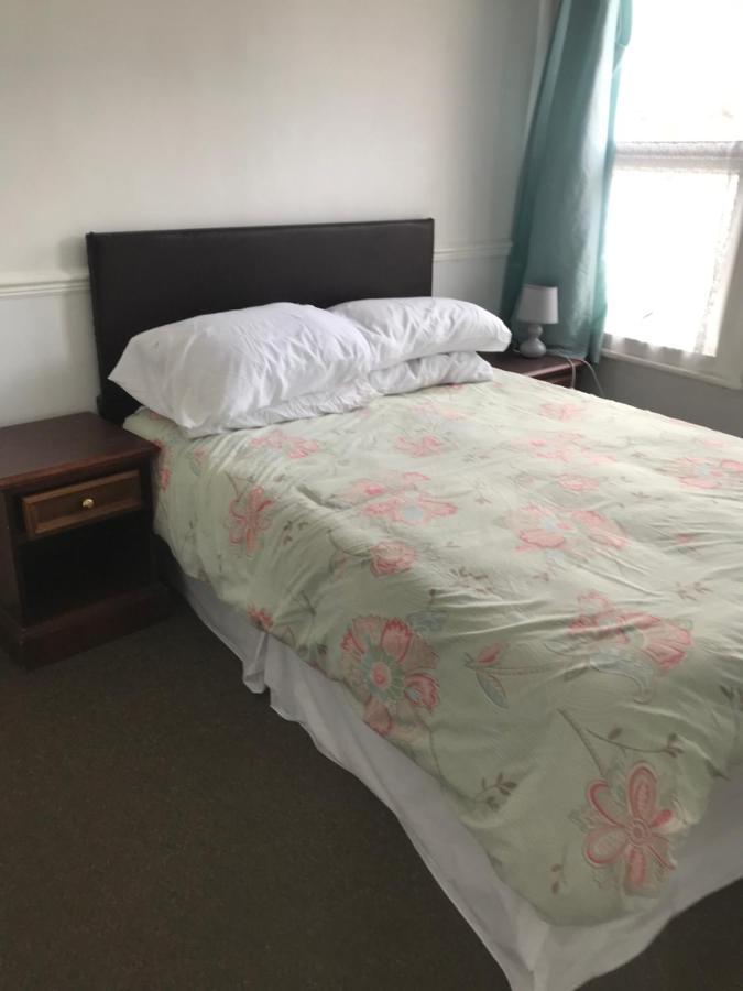 Bensons Guesthouse Southend-on-Sea Eksteriør billede
